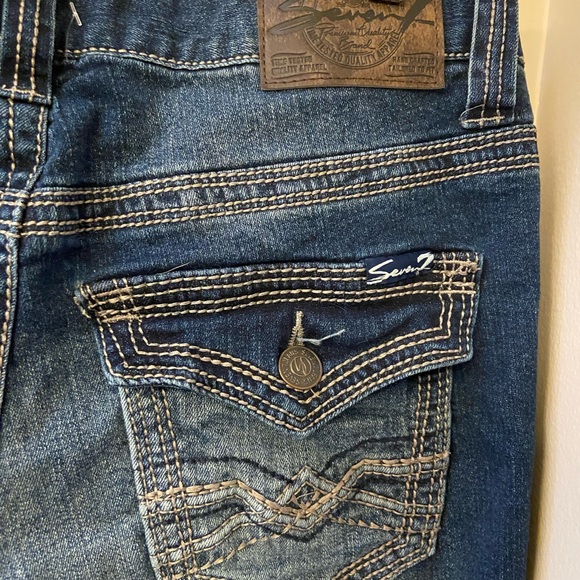 7 Seven for All Mankind straight leg jeans - Picture 4 of 7